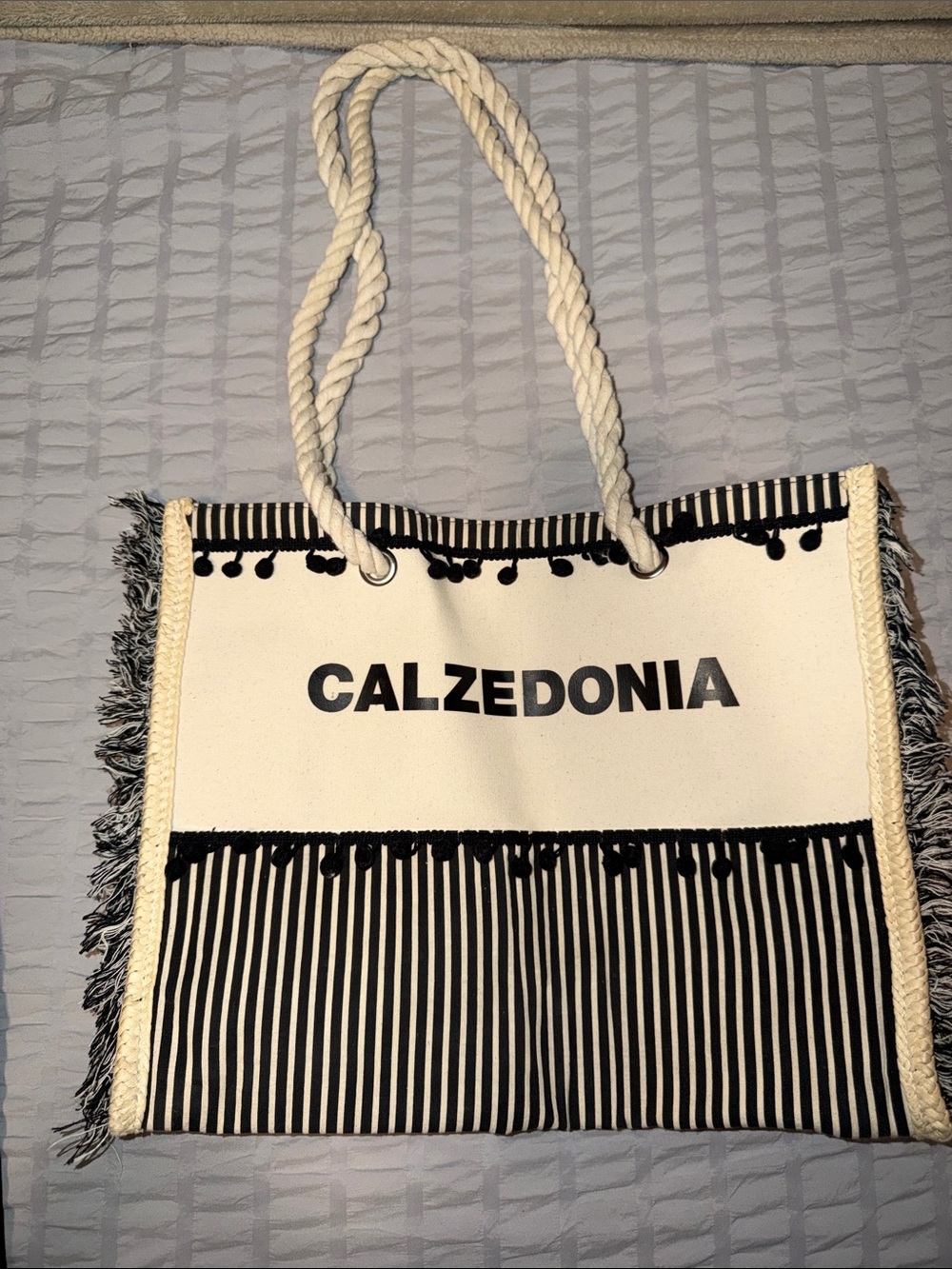 Caledonia Black & White Beach Tote with Tope Straps